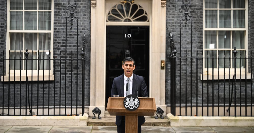 Britania marreveshje me Francen per kontrollin e emigranteve